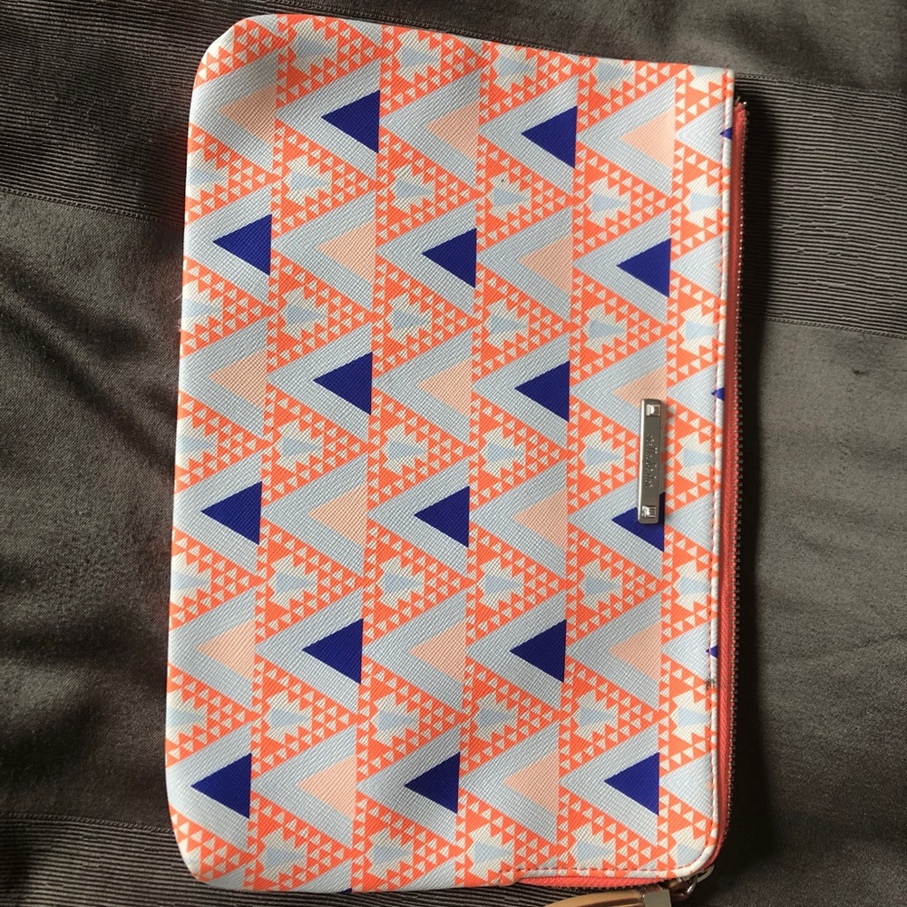 Capri Pouch Clutch